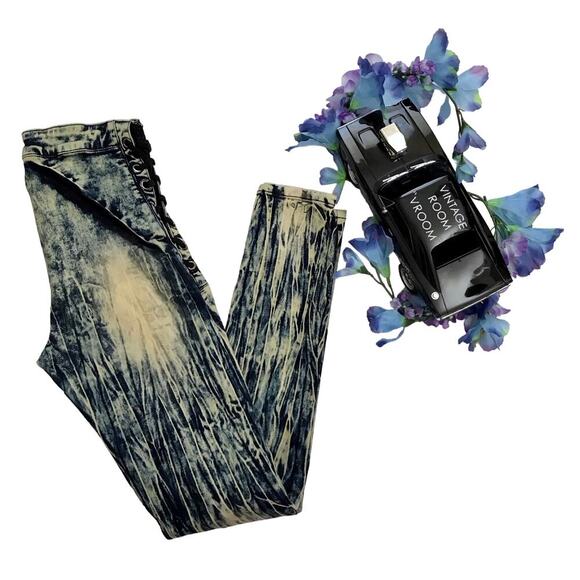 Baby Phat NWOT Distressed Stone Wash Skinny Jeans Juniors/Women 7/8 - Picture 1 of 11